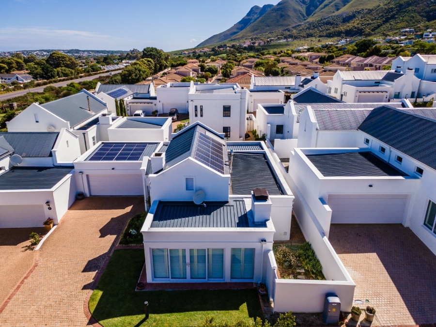 3 Bedroom Property for Sale in Chanteclair Western Cape